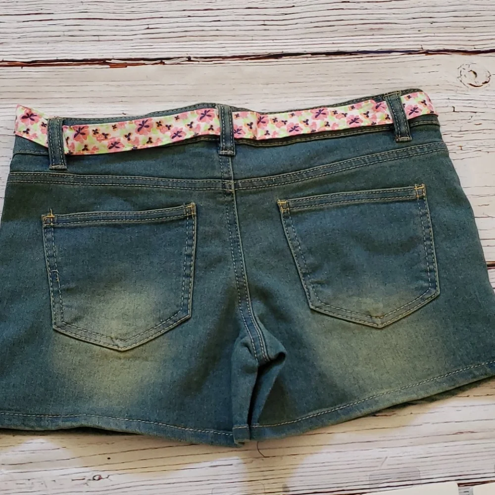 🆕️ DELIA'S GIRL JEAN SHORTS 👩